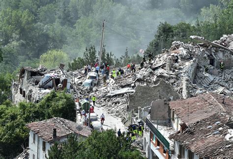 Italy Eathquake 62 Magnitude Aftershocks And Seismic Waves