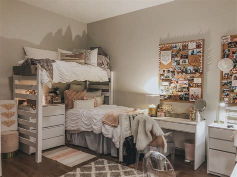 Brooke Brookebauerkemper • Instagram Photos And Videos College Dorm Room Decor Cozy Dorm