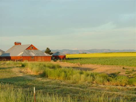 Typical Farm Scenery Near Maupin Oregon River Drifters Flickr Farm