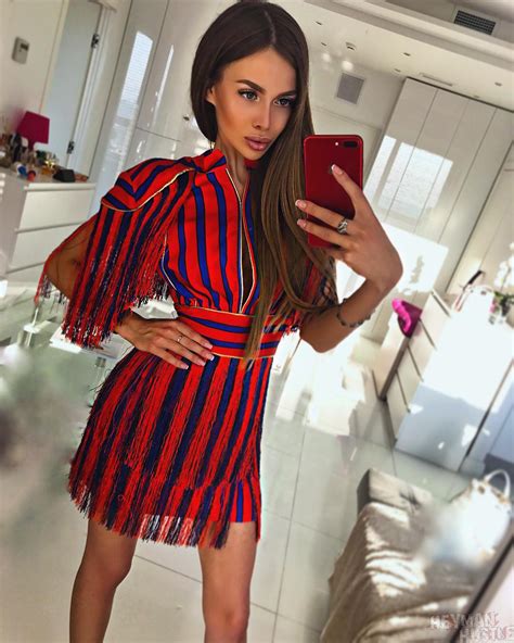 Arina Nazarova Owns Instagram Hustlebootytemptats