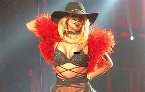 Britney Spears Suffers Epic Wardrobe Malfunction Thanks To Raunchy Jaw