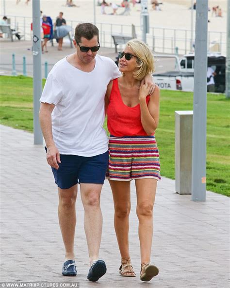 Samantha X Puts And Reporter Ryan Phelan Head Out In Bondi Daily Mail Online