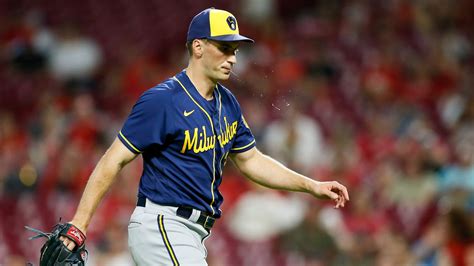 Rockies welcome Brent Suter to Colorado after seven years in Milwaukee