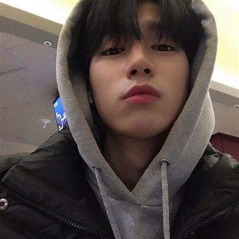 16 Korean Ulzzang Boy Instagram