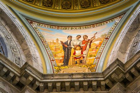 Kentucky State Capitol Building — Miles 2 Go