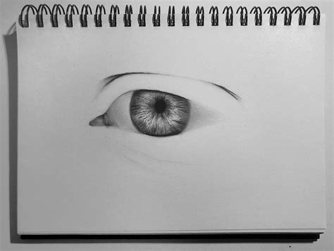 Learn How To Draw A Realistic Eye In Minutes Art Tutorials Drawing