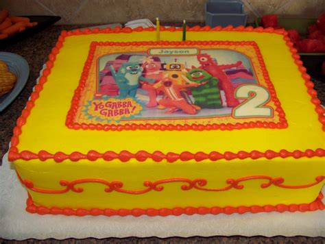 Kroger's birthday cakes can brighten the special day of your little one. Kroger Birthday Cakes