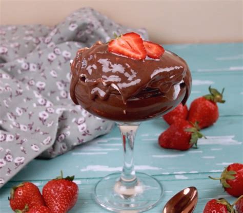 Sugar, cocoa, butter, eggs, cocoa, cocoa powder, chocolate, dark chocolate and 1 more. Chocolate Pudding | Cookist.com