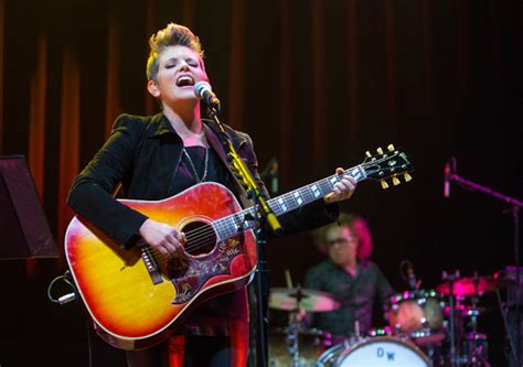 100% handpicked cash on delivery 30 day returns. entertaining views from cincinnati: Natalie Maines: Mother