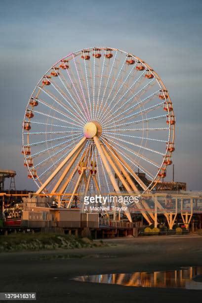 New Jersey Shore Ferris Wheel Photos And Premium High Res Pictures