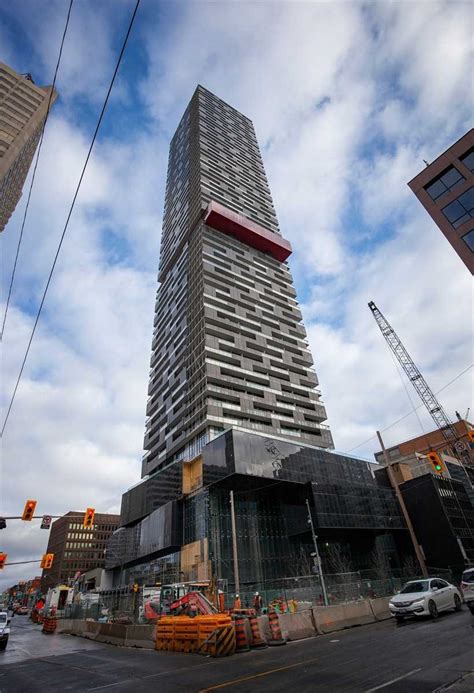 6 гостей · 3 спальни · 5 кроватей · 2 ванные комнаты. 2609 - 8 Eglinton Ave E, Toronto | For Rent @ $1,900 ...