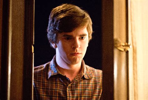 “bates Motel” Conference Call With Freddie Highmore And Carlton Cuse