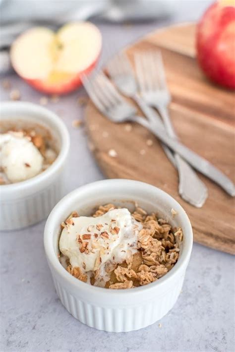 Apple crumble pie with coconut and rolled oats. Instant Pot Hasselback Apples - Healthy Dessert | Recipe ...