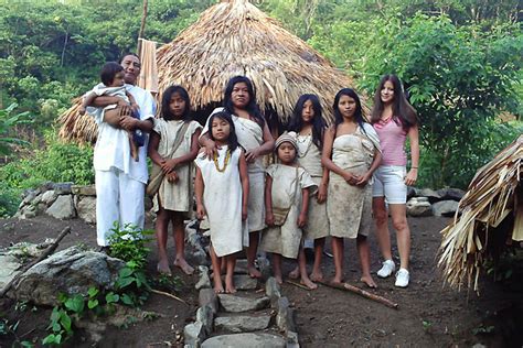 Zu den bekanntesten gehören die yanomami, die kichwa und die tenharim im amazonasgebiet, die. La vida colombiana - Travelhouse Reiseblog