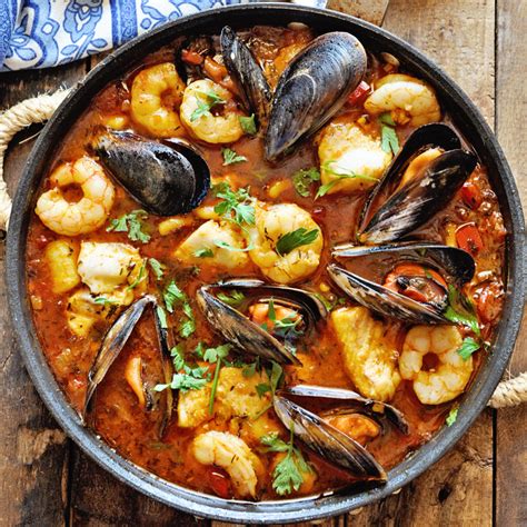 Quick And Easy Seafood Dishes That Can Be Made At Home