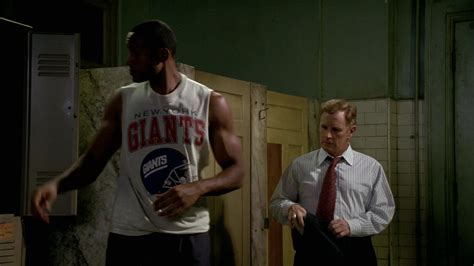 AusCAPS Henry Simmons And Mark Paul Gosselaar Shirtless In NYPD Blue 9