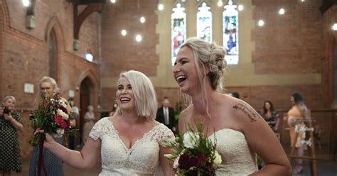 Same Sex Couples Marry In Midnight Ceremonies Across Australia