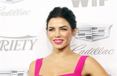 Jenna Dewan Shows Off Her Baby Bump In An Adorable Instagram Post