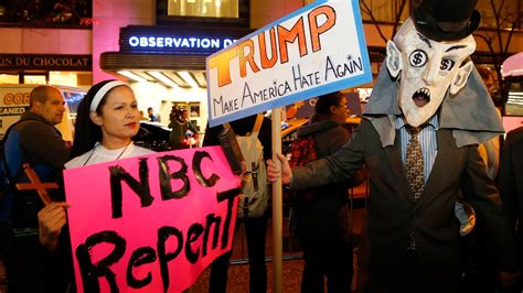 Dump Trump Demonstrators Protest Trumps Snl Appearance The