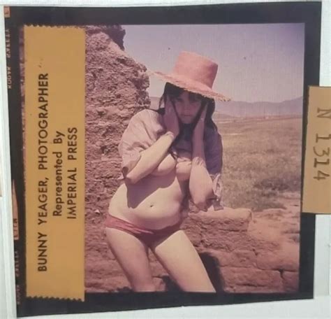 BUNNY YEAGER 1960S Camera Color Transparency Photo Nude Mod Babe Jenny