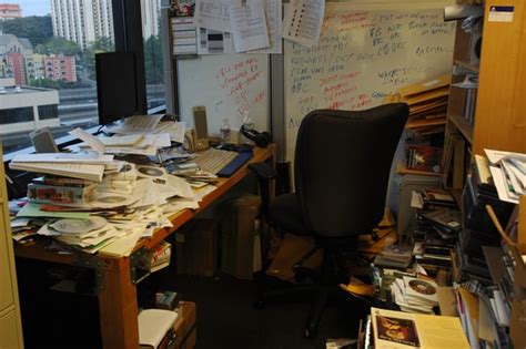 10 Reasons Why Your Work Desk Is Always Messy