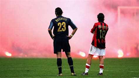The city of milan will be at the daggers drawn this weekend, as two of its biggest sides, inter and ac, lock horns at the san siro stadium in the 226th derby della madonnina on saturday. Top 10 Rivalries in Soccer - The Daily Chomp