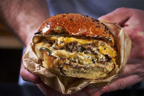 Best Burgers In Las Vegas All The Essential Places To Try Right Now
