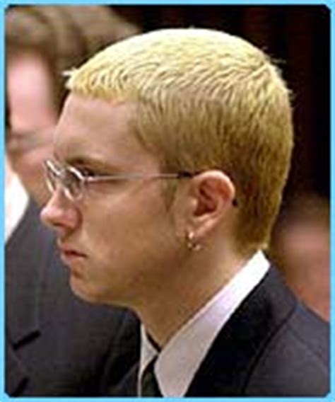 'no babies, she has a boyfriend, but she's doing good. CBBC Newsround | MUSIC | Eminem single again after divorce