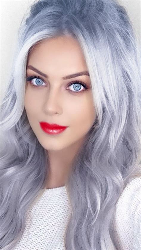 Pin By Dayan On 1aabeaty Makeup In 2020 Beautiful Gray Hair