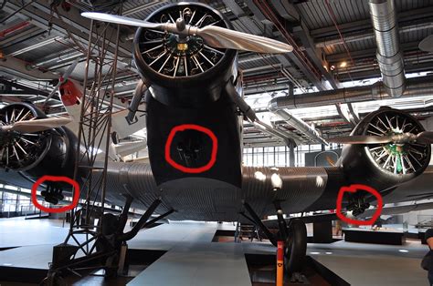 Was Ist Der Zweck Der Drei Zylinder Unter Den Motoren Der Junkers 52