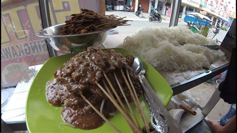Indonesia Singkawang Street Food 2483 Part2 Sate Babi Khas Singkawang