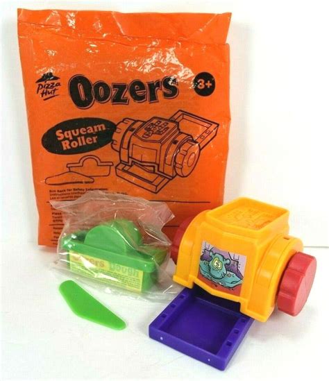 Mip Pizza Hut 2002 Oozers Squeam Roller Toy Op Complete Vintage