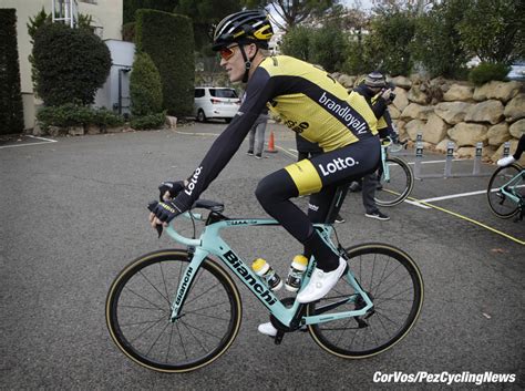 Robert gesink's belkin pro cycling team bike, the bianchi oltre xr2 (image credit: New Kit For LottoNl-Jumbo - Photo Gallery - PezCycling News