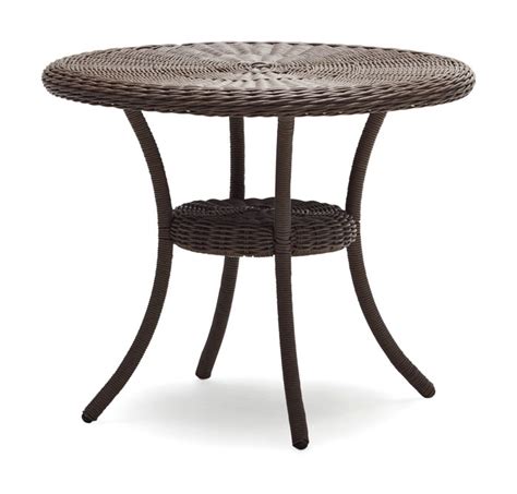 Light up your outdoor living areas with our completely waterproof outdoor wicker table lamp that stands up to the elements. Strathwood Hayden All-Weather Wicker Table