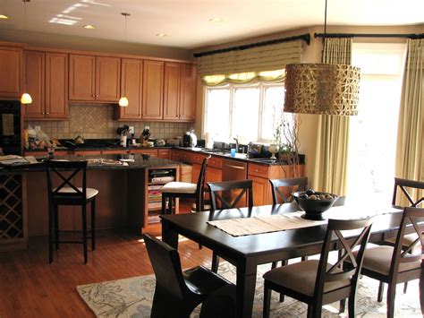 Or perhaps your kitchen is big enough for the entire family to gather in, and your living room goes unused as a result. Stunning 18 Images Kitchen Family Room Designs - House ...