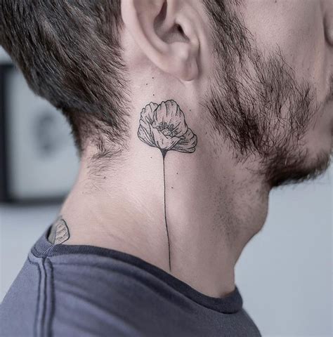 30 Tattoos People Had On Their Necks That Worked Perfectly