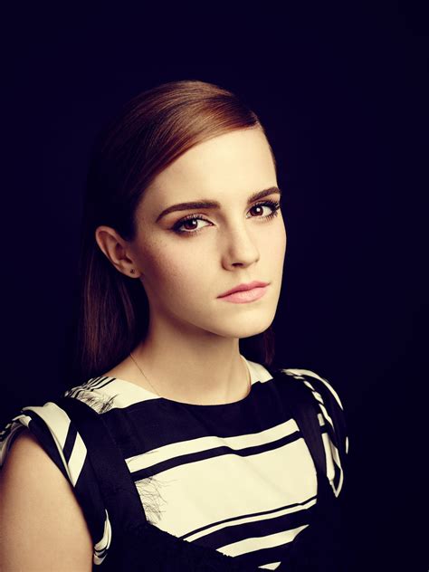 Emma Watson Updates Hq Pictures Of Emma Watson Logan Lerman And