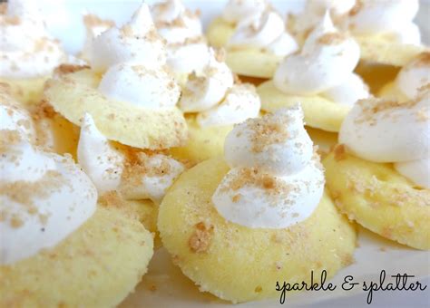 In the last picture you can see how thick the meringue is and how the swirls hold. Sparkle and Splatter: Frozen Lemon Meringue Pie Bites