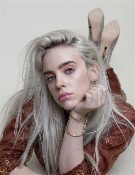 Billie eilish pirate baird o'connell (born december 18, 2001) is an american singer and songwriter. Billie Eilish Ocean Eyes - LemonWire