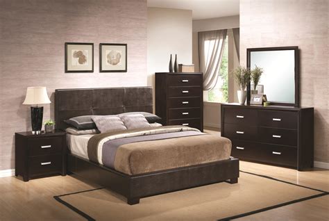 There are lots of beds, but feeling good when you wake up starts with finding the right one. Bedroom Furniture: Simple Tips on Organizing Your Bedroom ...