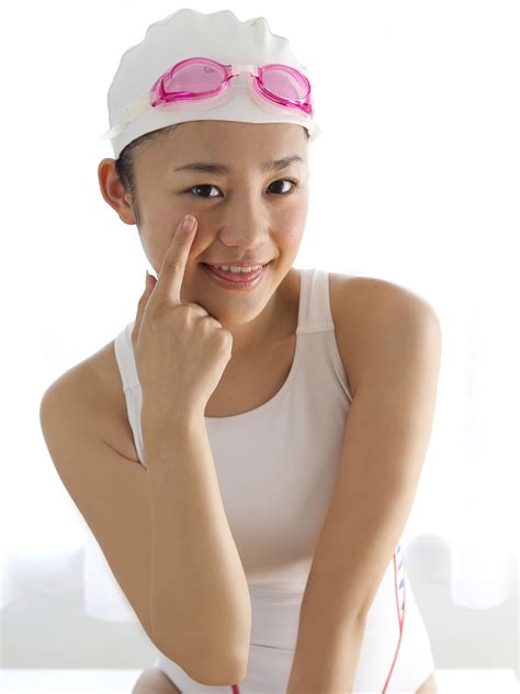 Maki Fukumi Japanese Cute Idol Sexy White Swimsuit Part 1 Photo ~ Jav