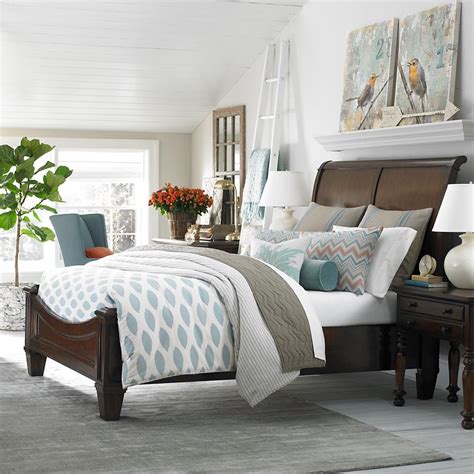 Highlands Queen Sleigh Bed Mahogany Bedroom Furniture