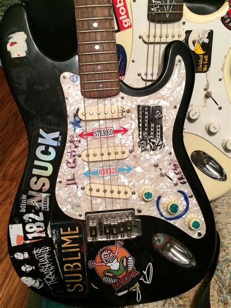 Pin By Madu On Instruments Cool Electric Guitars Guitar Guitar Design