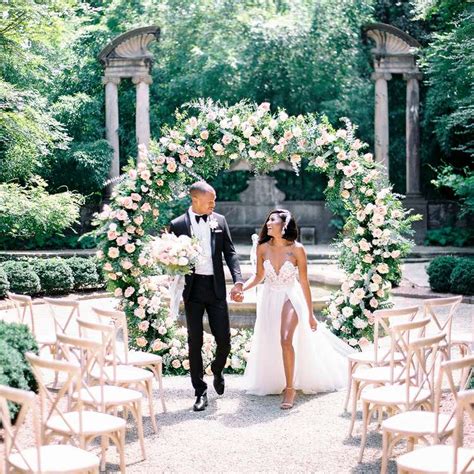 Stunning Wedding Arch And Arbor Ideas