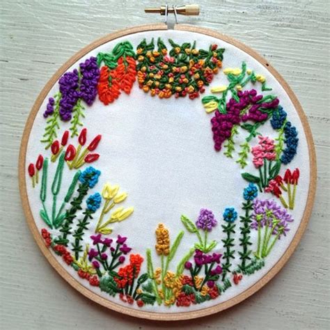 40 Excellent Applique Embroidery Designs And Patterns