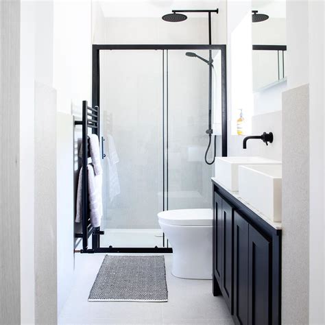 16 Bathroom Door Ideas For Small Spaces Daniafreaks