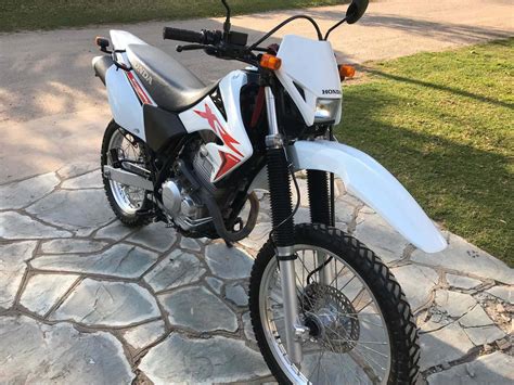 Also known as twisters, tornadoes are born in thunderstorms and are often accompanied by hail. Honda Xr 250 Tornado - $ 220.000 en Mercado Libre
