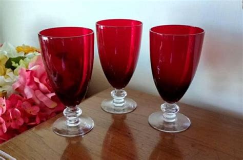 3 Stunning Ruby Red 12 Ounce Water Goblets With Clear Glass Etsy Water Goblets Clear Glass
