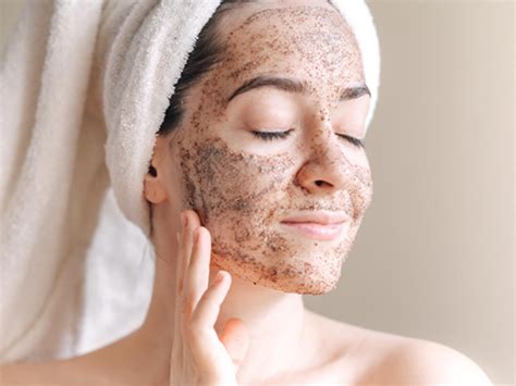 Facial Scrubs What Are The Uses And Benefits Of Facial Scrub Pure Sense