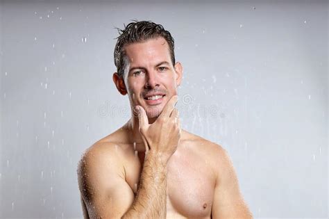 Nice American Shirtless Guy Getting Shower Alone Posing At Camera